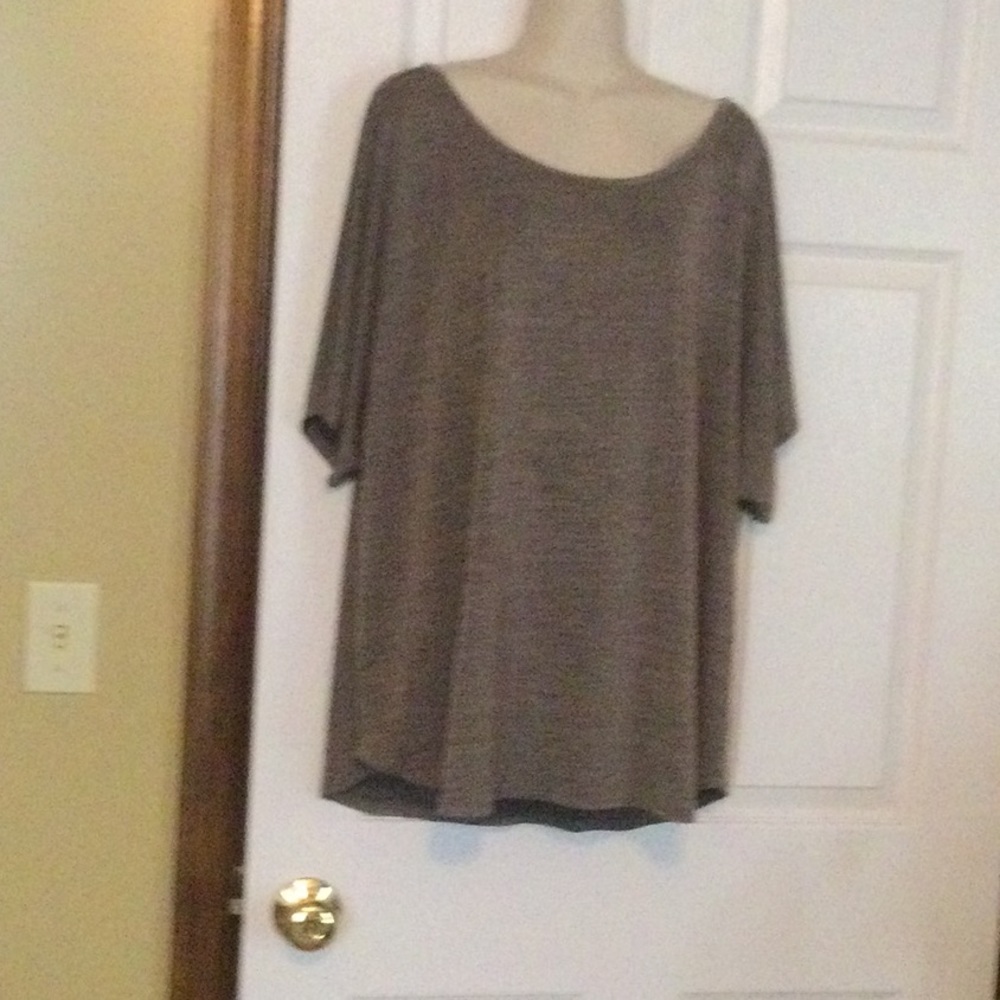 AGB Woman Top